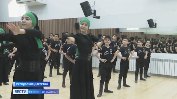 Обновленный "Ватан" открыл двери для юных талантов Дагестана