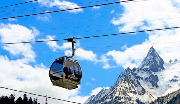 Канатные дороги Домбая закрыты из-за непогоды Канатные дороги Домбая закрыты из-за непогоды