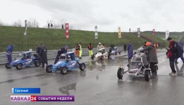 Чемпионат и Первенство России по автокроссу провели в Чечне