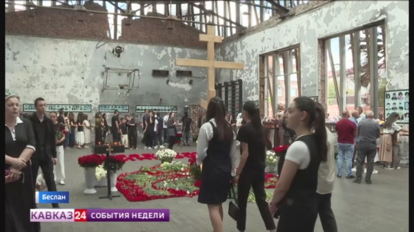 На Северном Кавказе почтили память жертв теракта